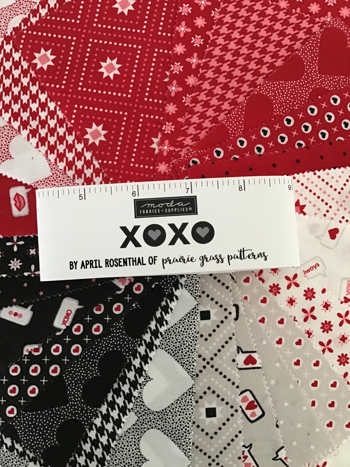 XOXO Charm Pack by April Rosenthal of Prairie Grass Patterns for Moda Fabrics, Valentine-Inspired Charm Pack