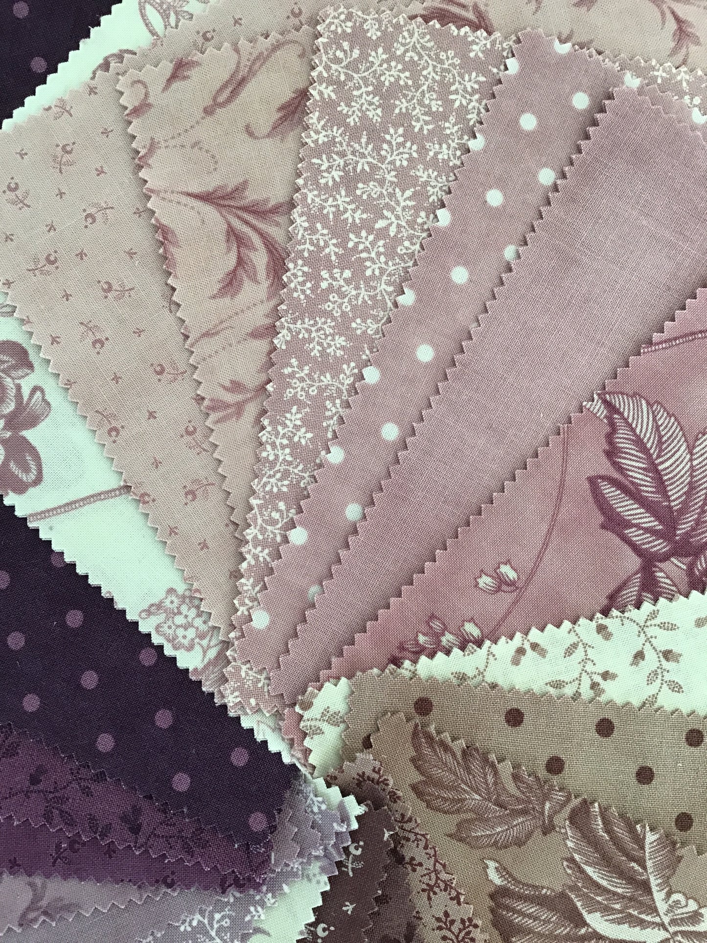 3 Sisters Favorites Vintage Linens Lavender Fields Charm Pack