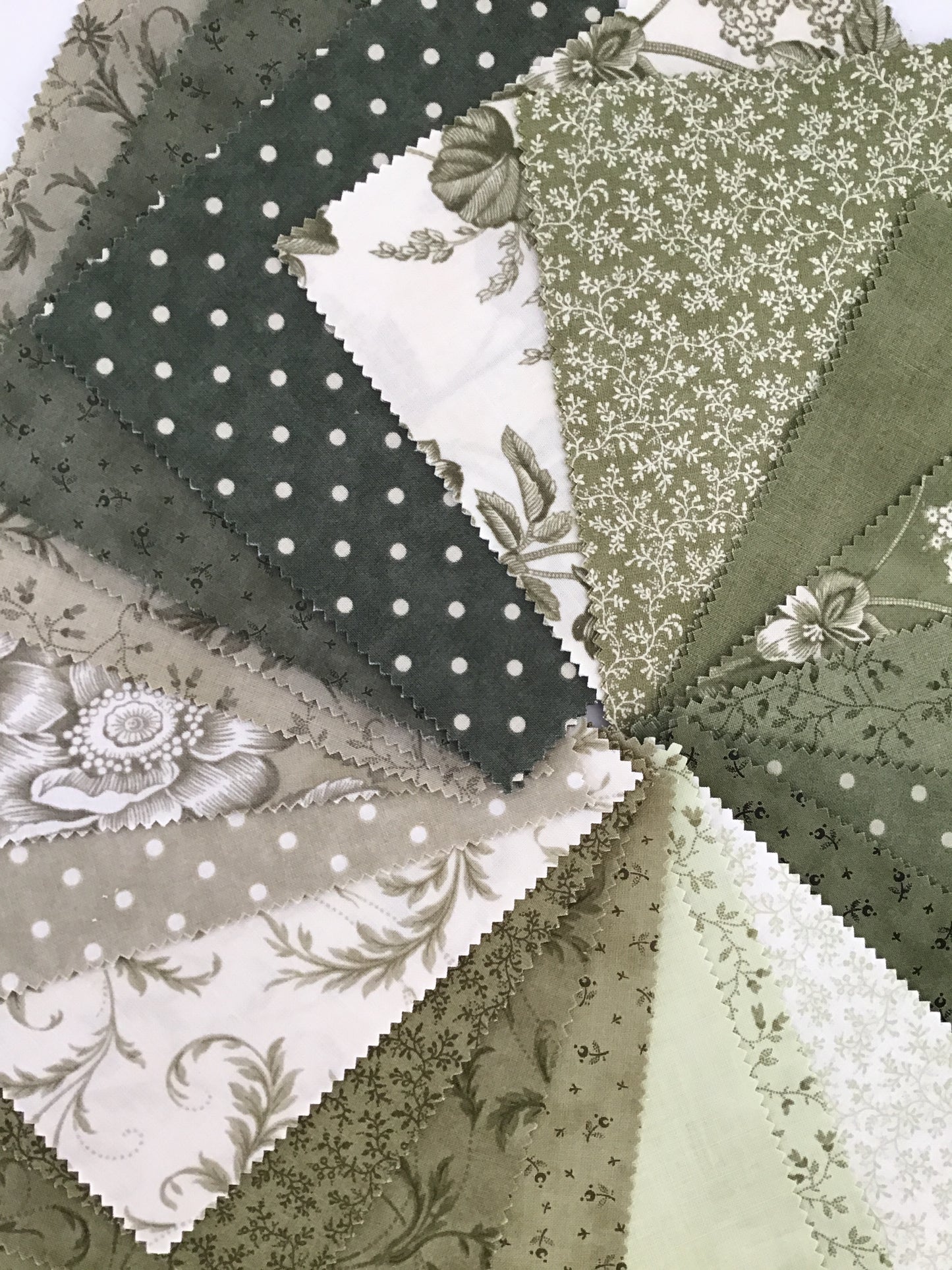 3 Sisters Favorites Vintage Linens Meadow Greens Charm Pack