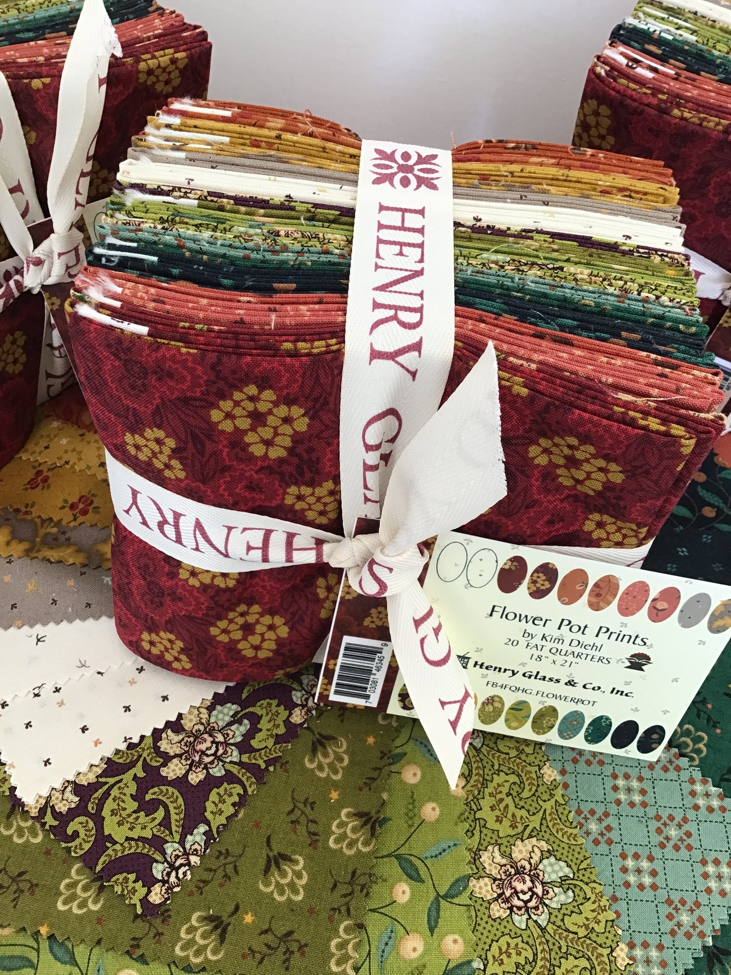 Flower Pot Prints Fat Quarter Bundle by Kim Diehl for Henry Glass