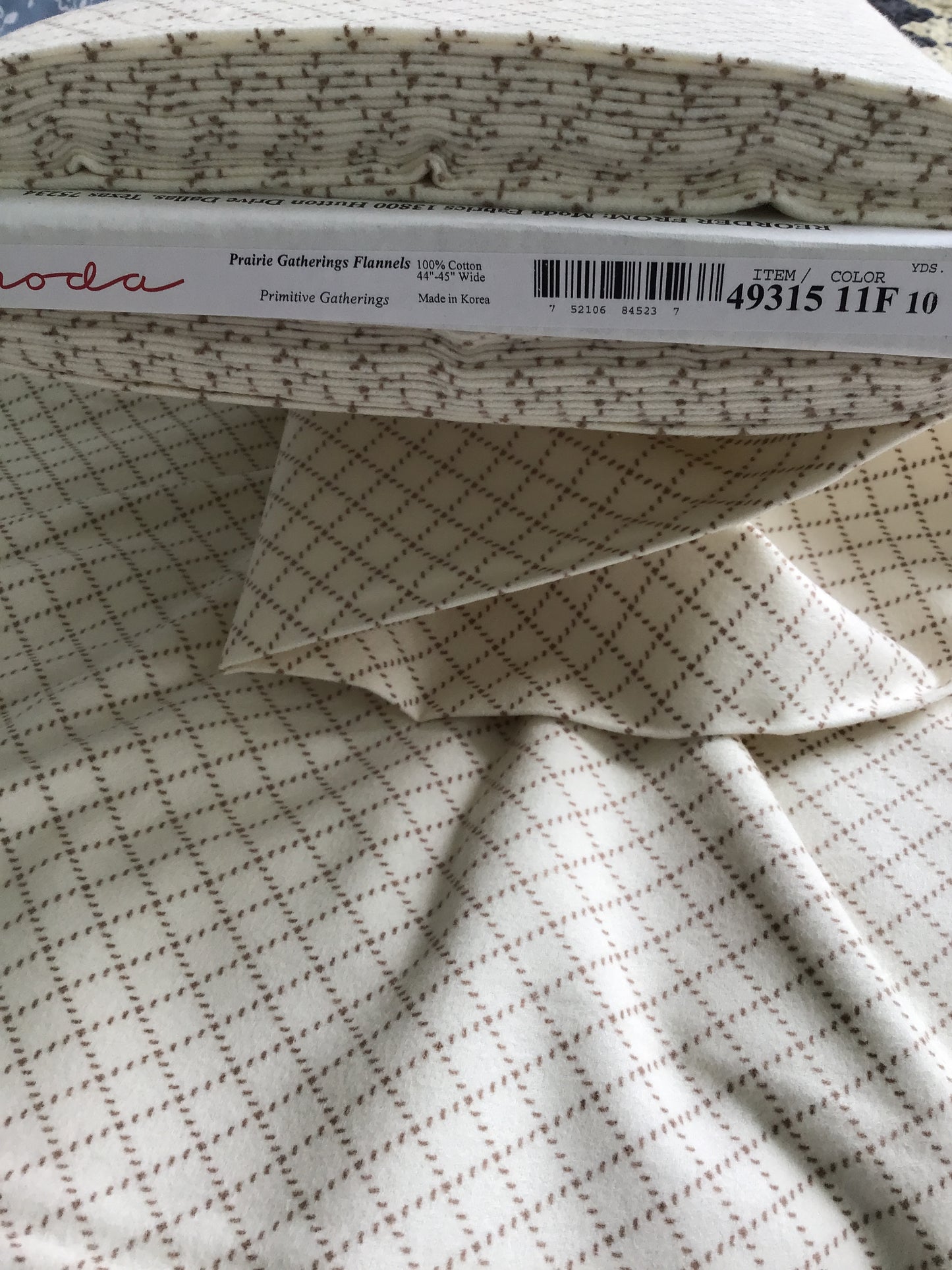 Prairie Gatherings Flannel by Primitive Gatherings for Moda, Porcelain Cream-Toned Grid sold by the Yard, Cut in One Continuous Piece 49315 11F