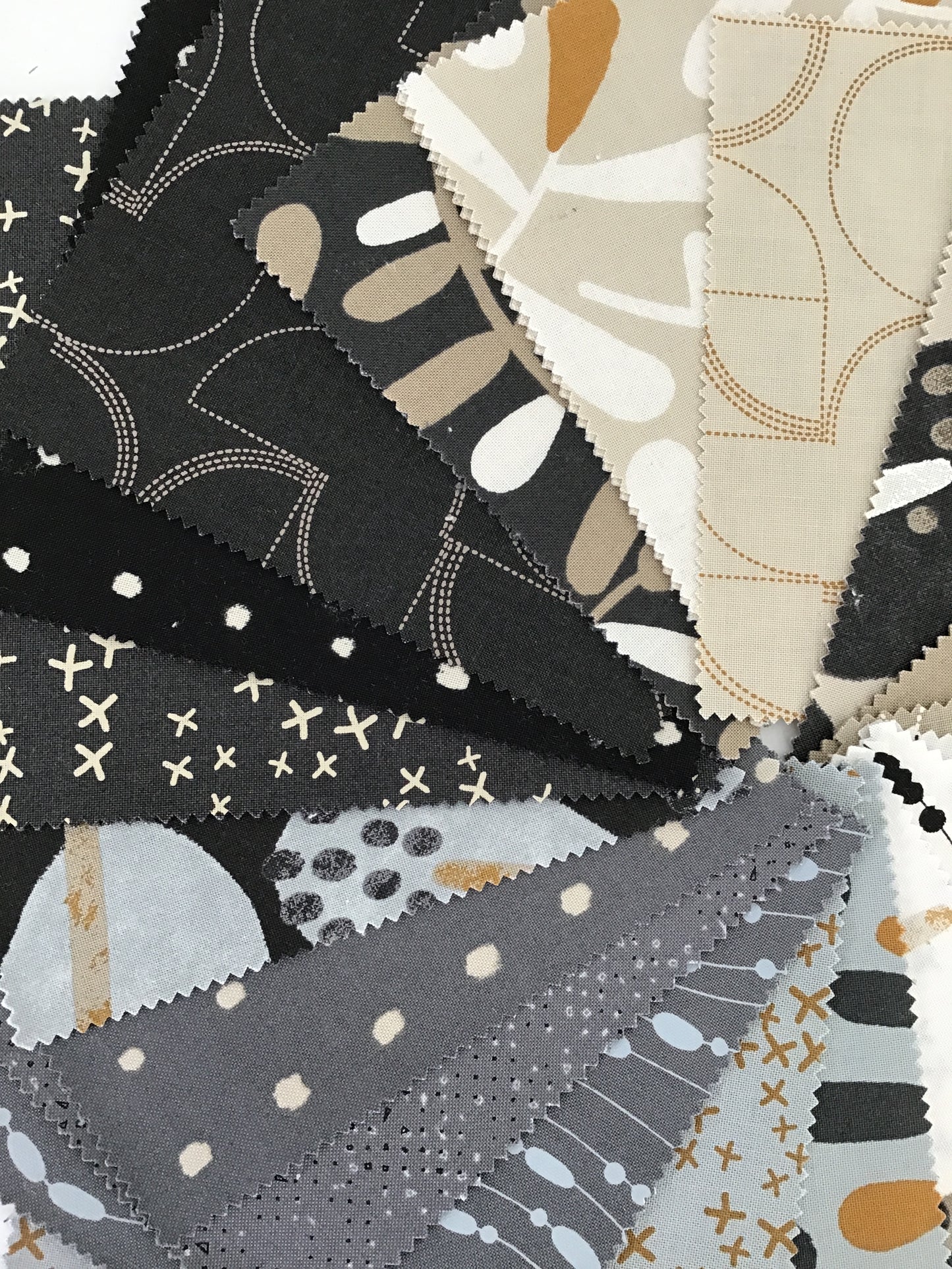 Mira Jelly Roll by Zen Chic for Moda Fabrics