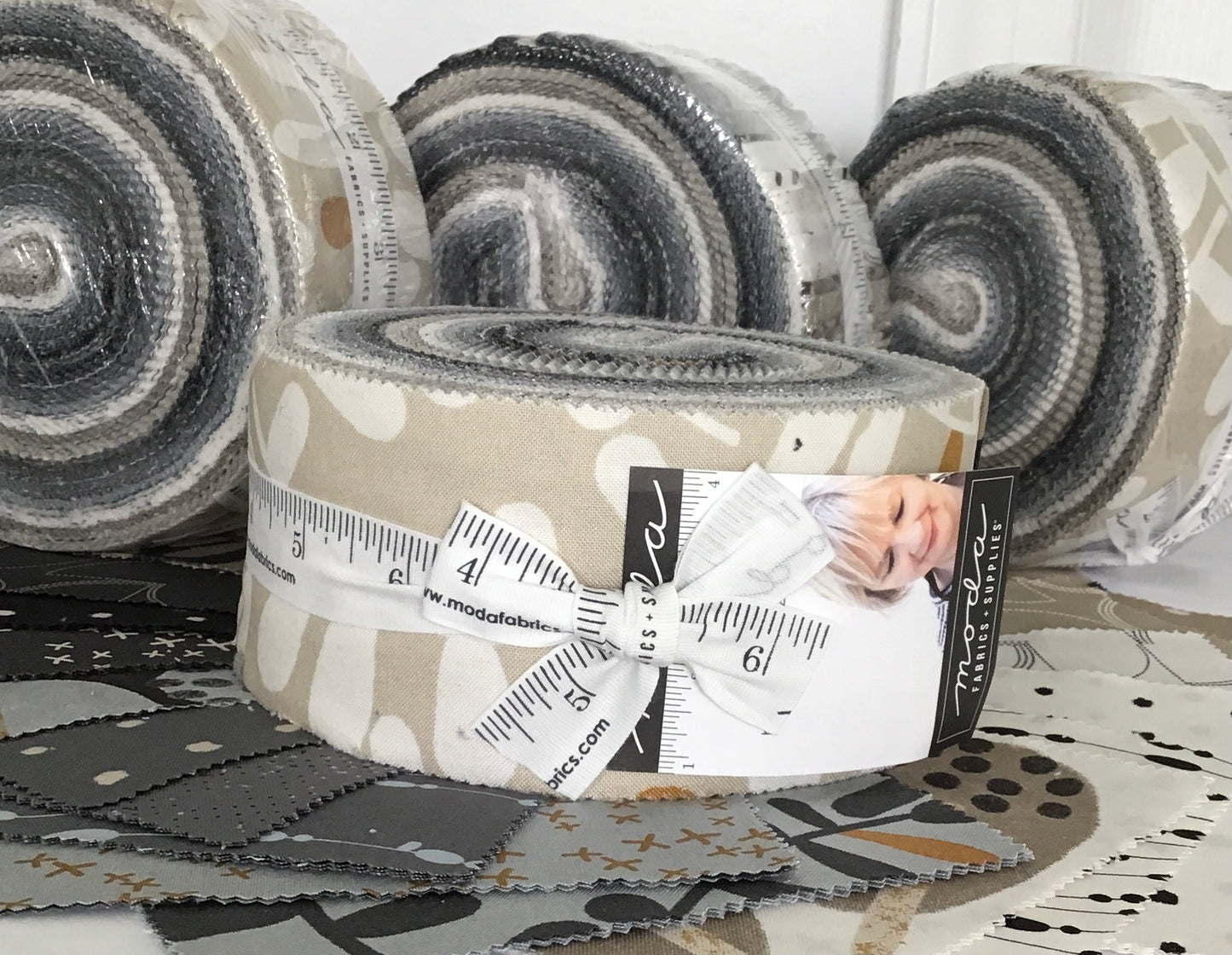 Mira Jelly Roll by Zen Chic for Moda Fabrics