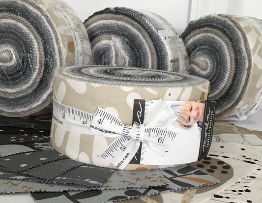 Mira Jelly Roll by Zen Chic for Moda Fabrics