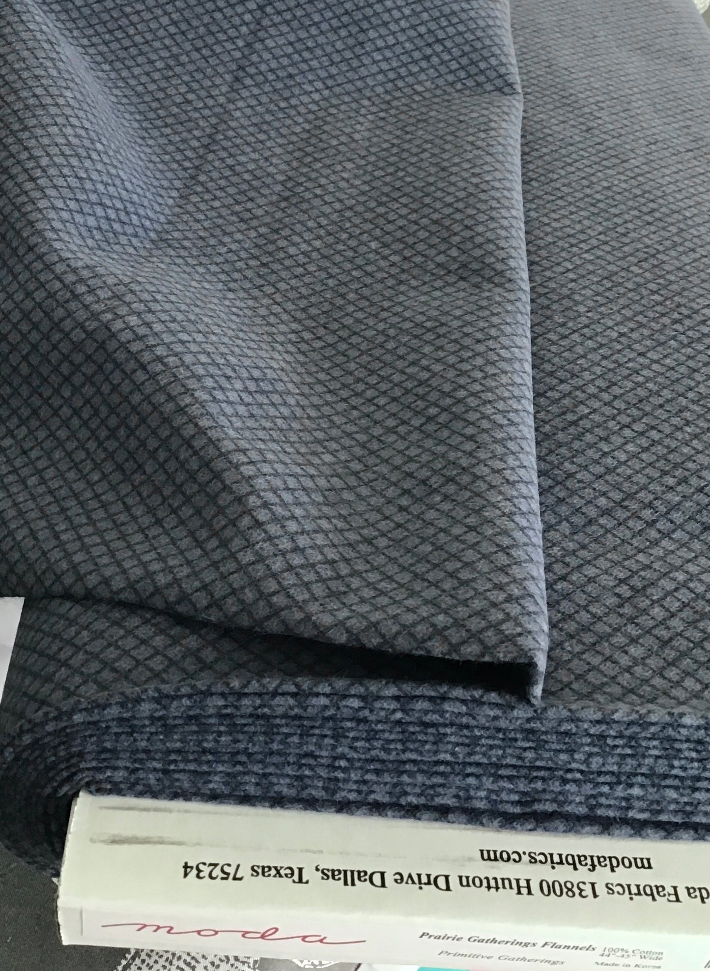Prairie Gatherings Flannel by Primitive Gatherings for Moda Fabrics, Indigo Wire Mesh, Yardage Sold by the Yard, 49316 16F