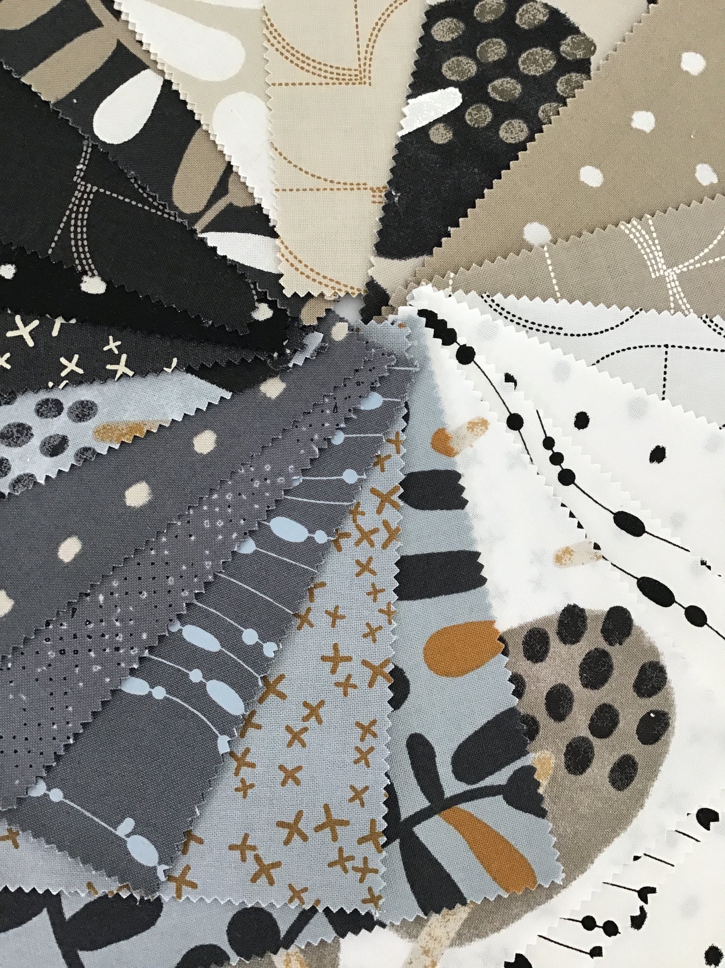 Mira Jelly Roll by Zen Chic for Moda Fabrics