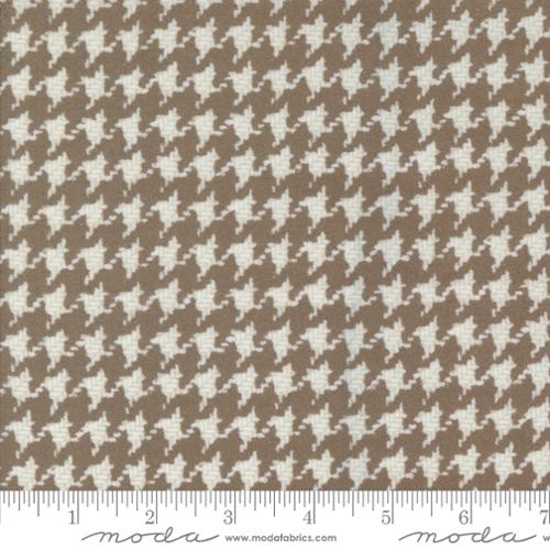 Farmhouse Flannels III Cocoa Brown Houndstooth Yardage by Primitive Gatherings for Moda Fabrics