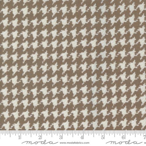 Farmhouse Flannels III Cocoa Brown Houndstooth Yardage by Primitive Gatherings for Moda Fabrics